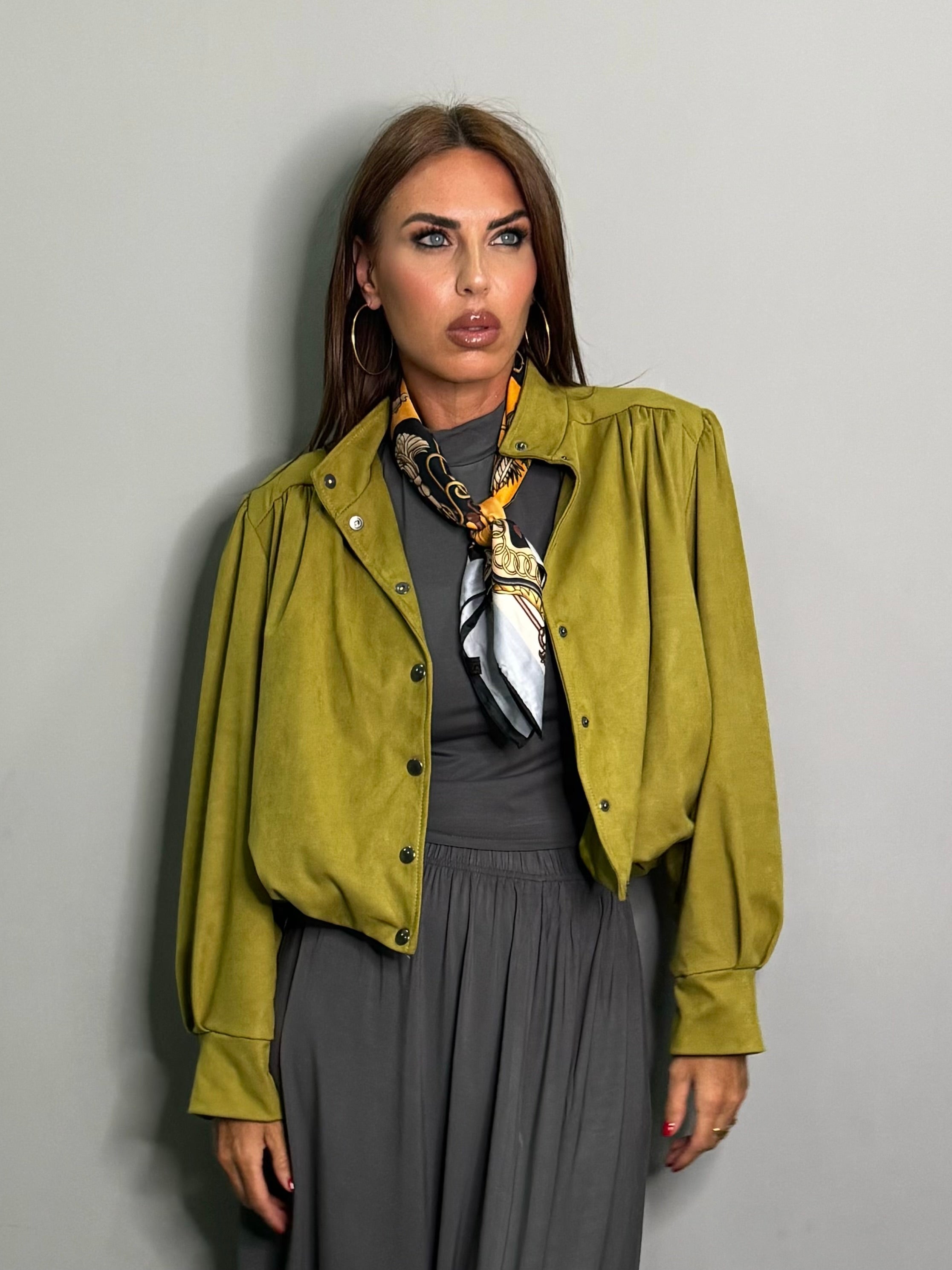 Bomber in camoscio
